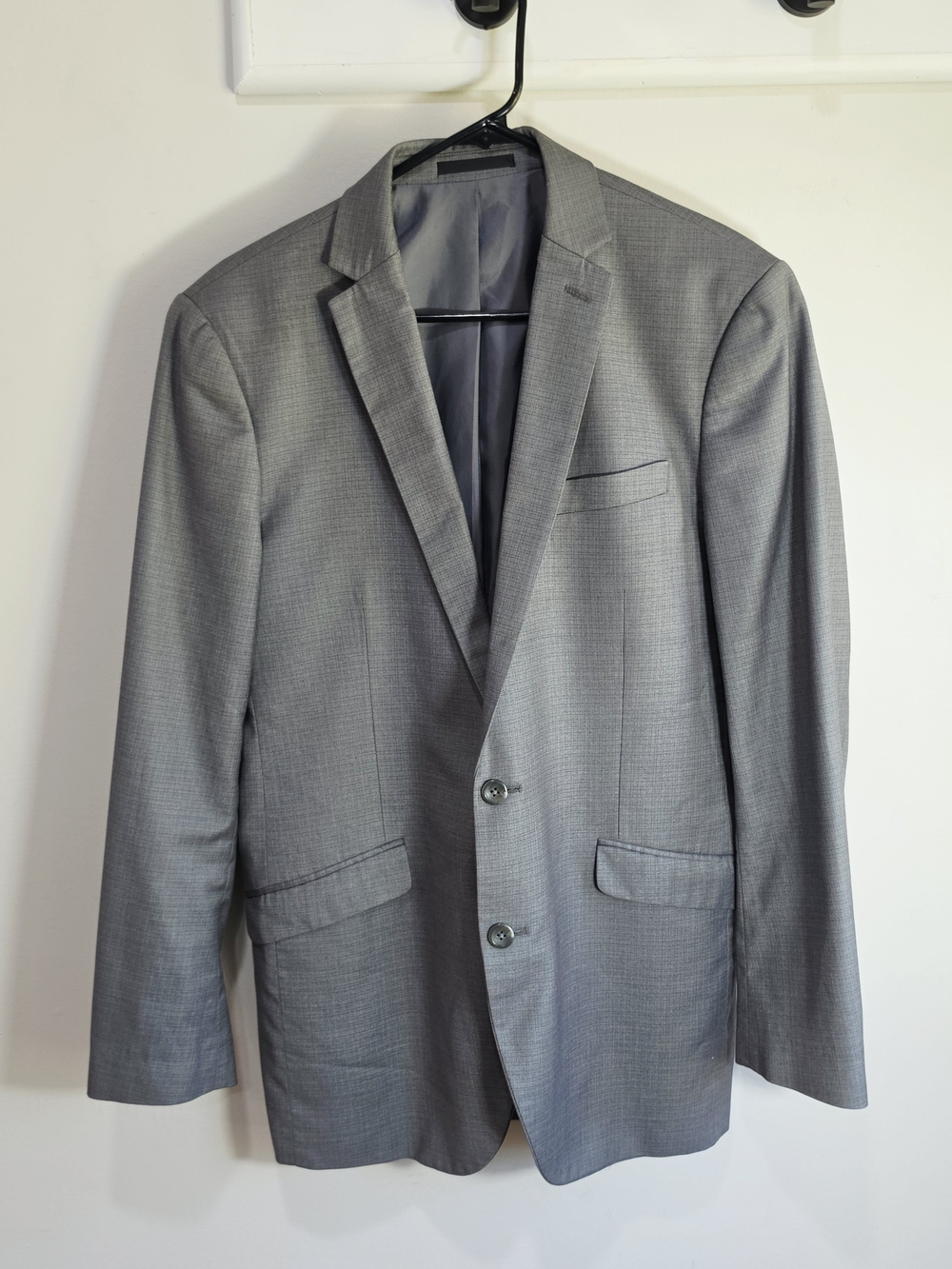 Kenneth Cole Reaction Light Gray Two-Button Men's Blazer